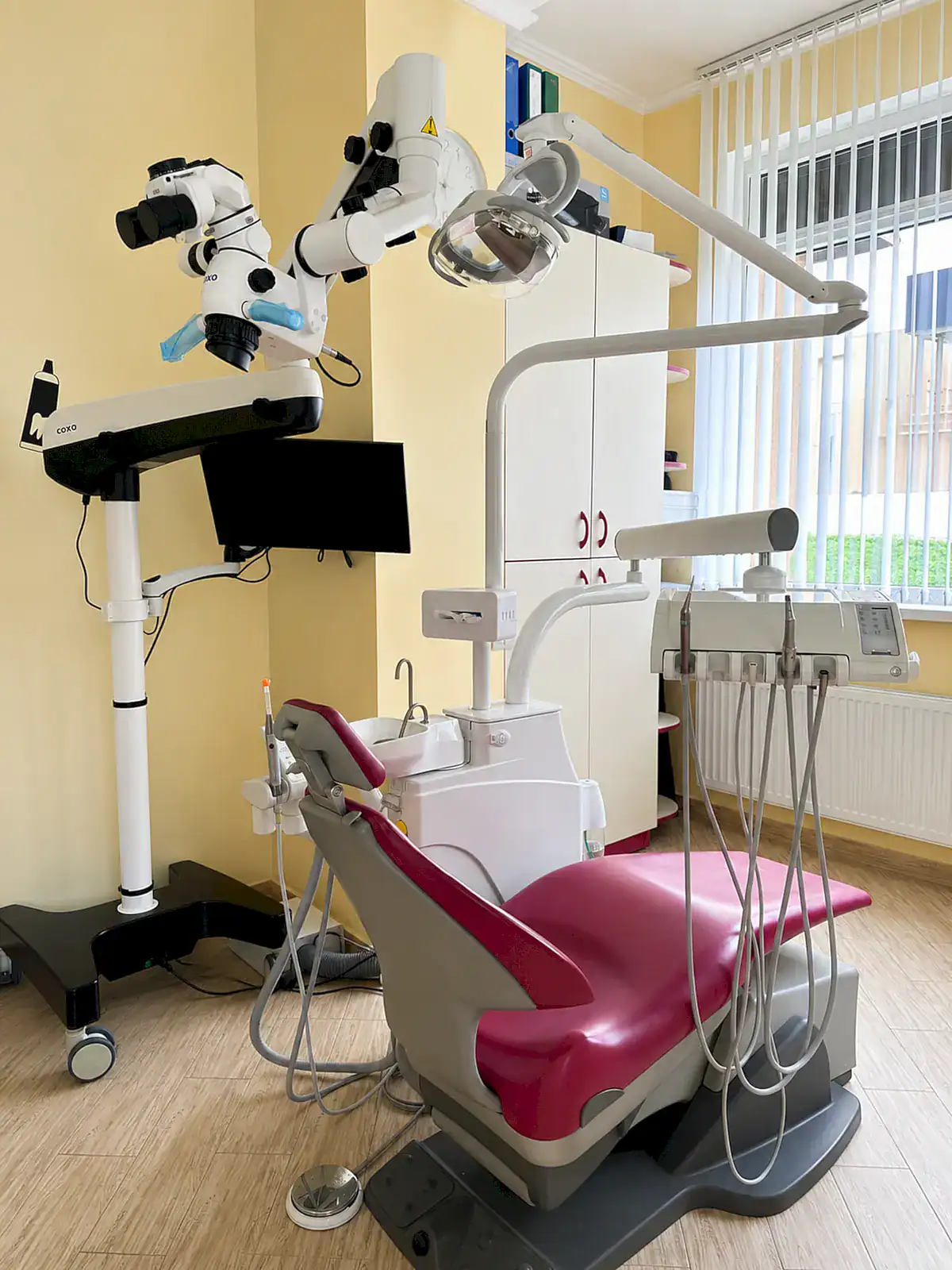 Стоматологічний кабінет VA Clinic у Хмельницькому